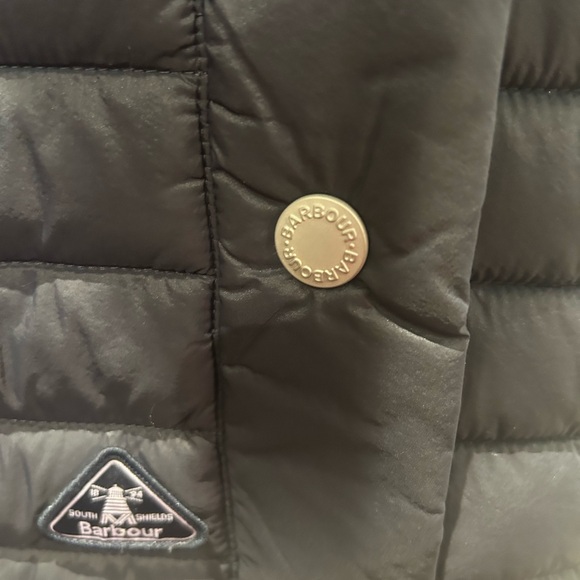 FLASH SALE! 
Barbour hooded Fibre Down Jacket in size 34/4 in Navy!!! - Picture 4 of 7